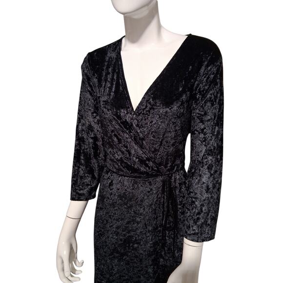 Torrid Women’s size 1X Whimsigoth Crushed Velvet Dark Romantic‎ Faux Wrap Dress - Picture 5 of 11